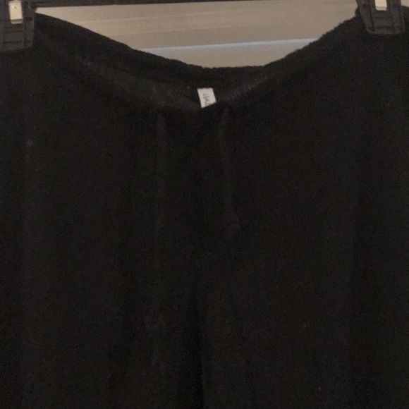 Pants - Picture 3 of 4